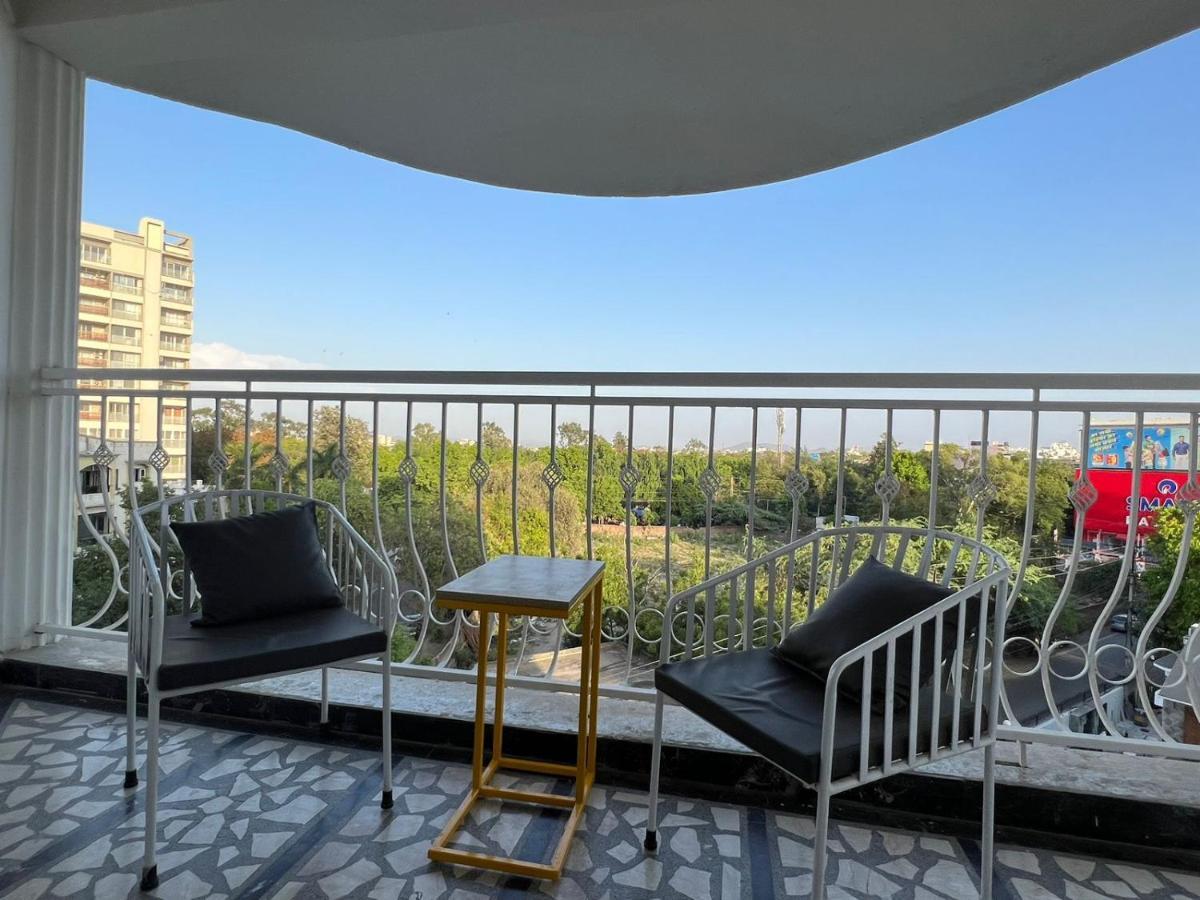 Phoenix - Unmatched Comfort Udaipur Exterior photo