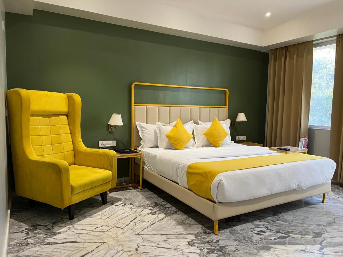 Phoenix - Unmatched Comfort Udaipur Exterior photo