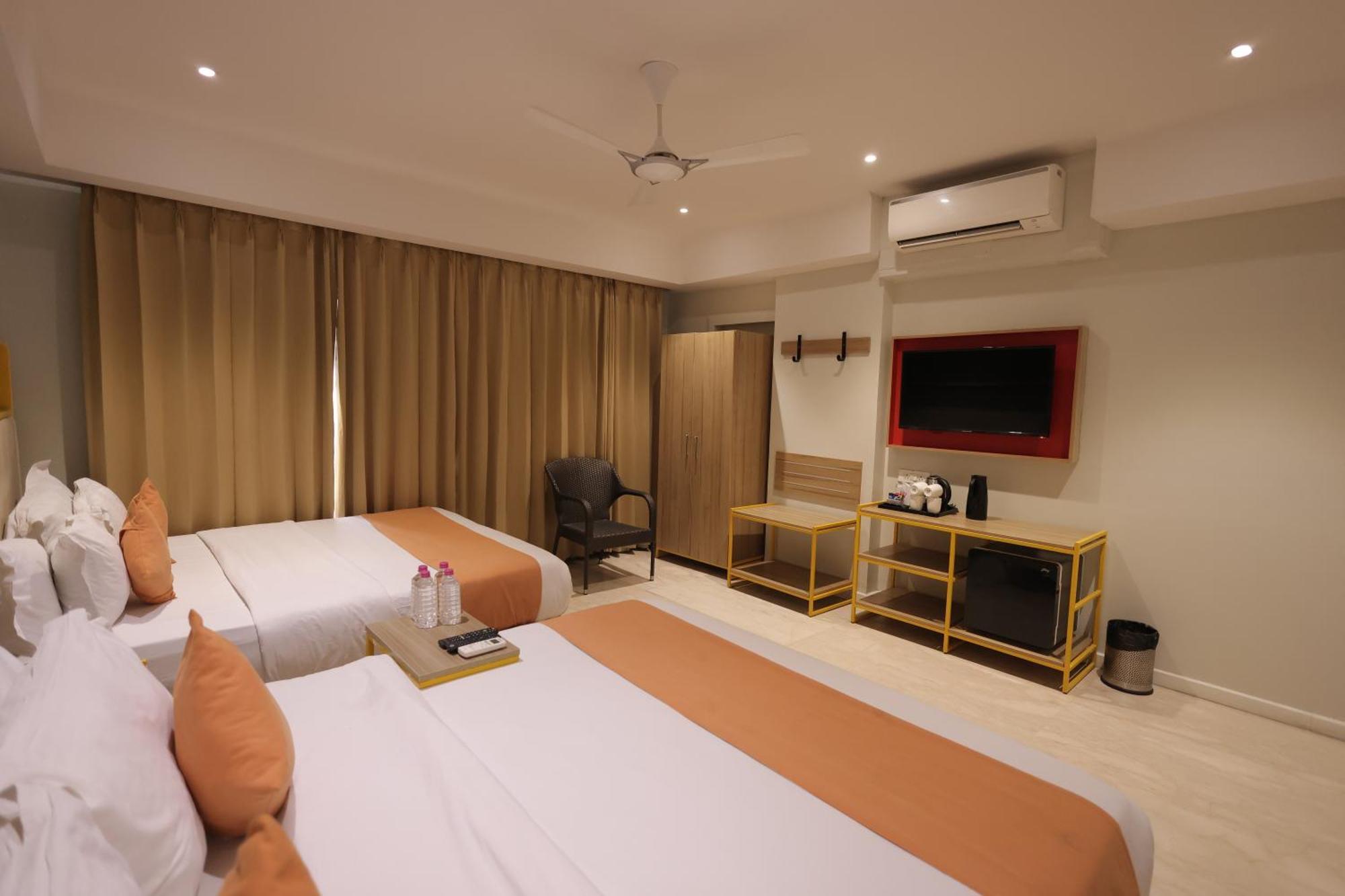 Phoenix - Unmatched Comfort Udaipur Exterior photo